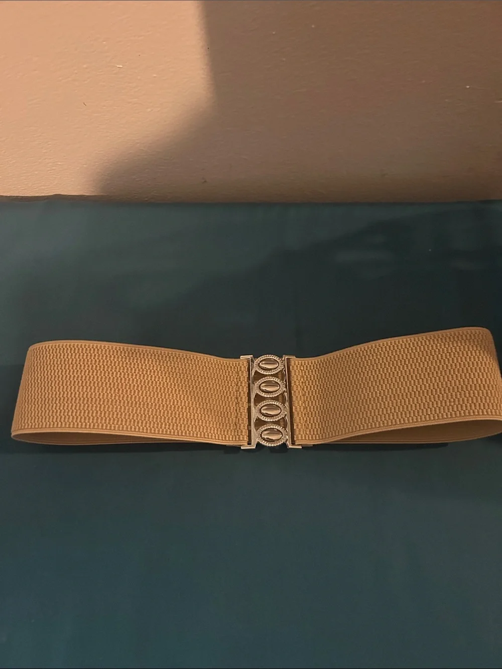 Source Unknown Tan Stretch Waist Belt with Silver Decorative Buckle